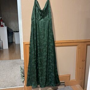 Lulus xl Simply Dreamy Emerald Green Satin Floral Jacquard Maxi Dress